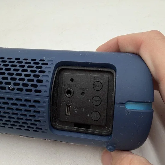 Sony SRS-XB22 Wireless Portable Speaker Extra Bass Waterproof Blue With Aux - Picture 4 of 6